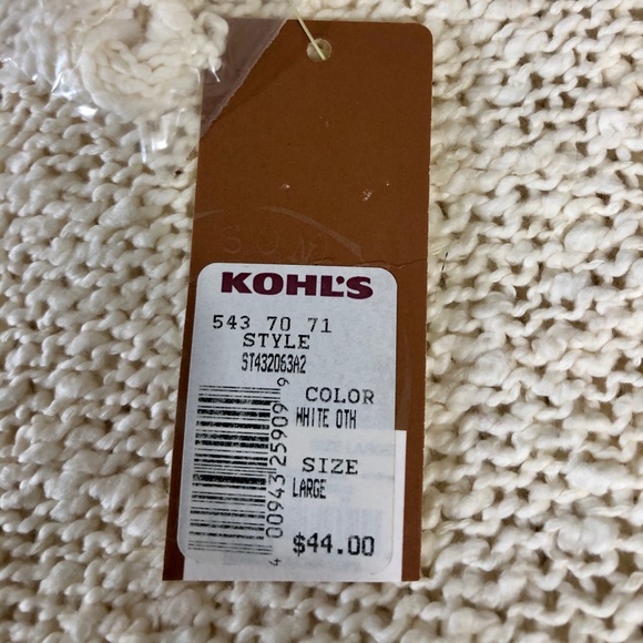 Sonoma Cream V-Neck Sweater - Picture 5 of 6